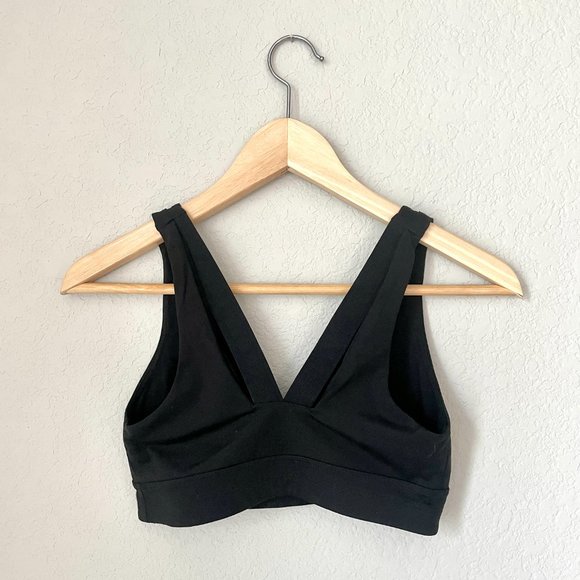 Year of Ours V Studio Bra - Picture 3 of 6